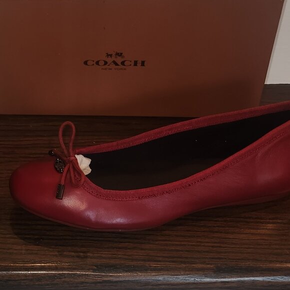 NEW IN BOX-Coach Lara 100% Leather Ballet Flats-Red-Black Cherry-Size 8 - Picture 10 of 13